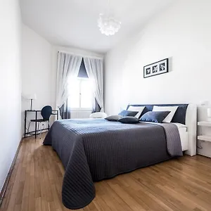 Apartment Modern Riegrovy Sady, Prag