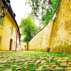 Apartment Garden Castle, Prag